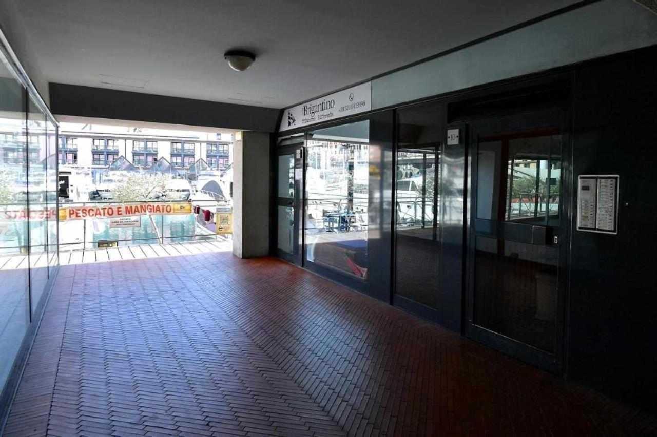 H2Ome Ponte Morosini Vicinissimo All'Acquario جنوة المظهر الخارجي الصورة